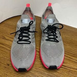 Nike Air Zoom Mariah Flyknit Racer String Women’s Size 9.5M Gray Pink Comfort